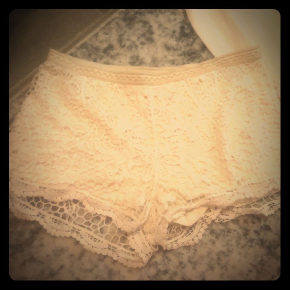 White lace shorts
